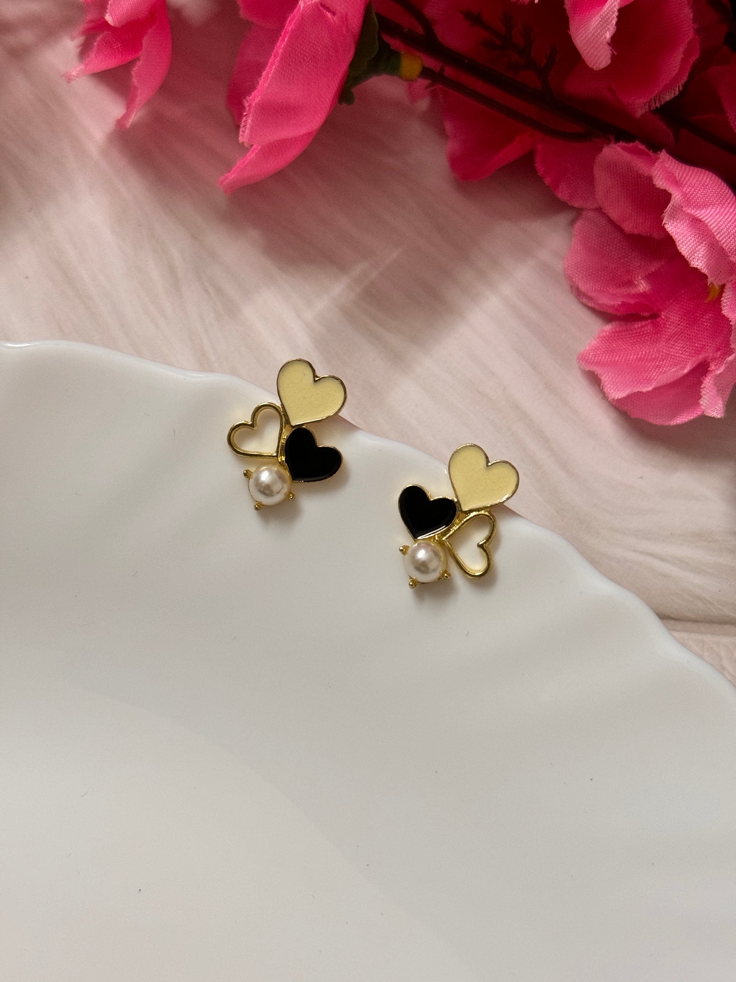 Korean Black and White Heart Studs