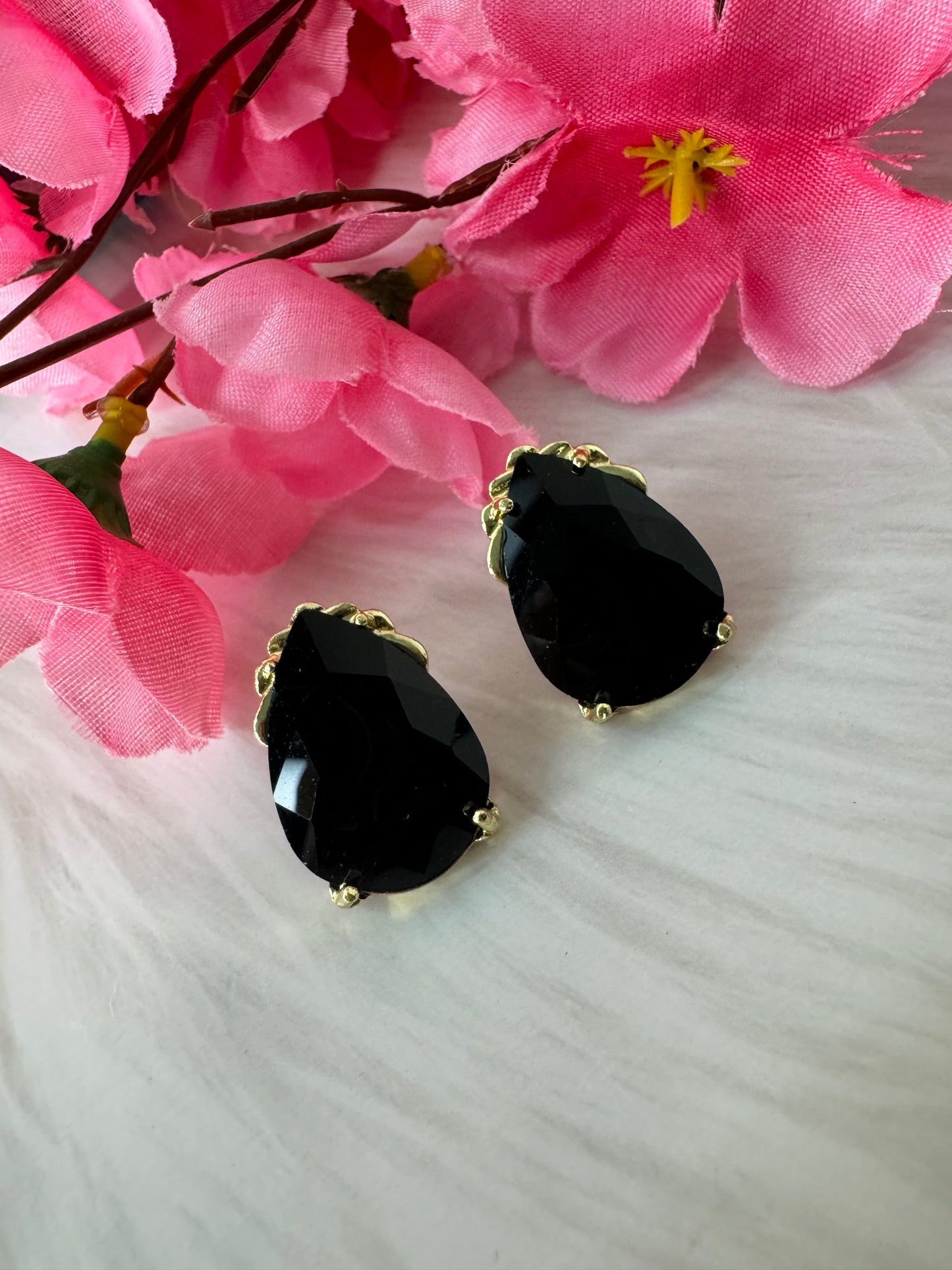 Water Drop Shaped Studs