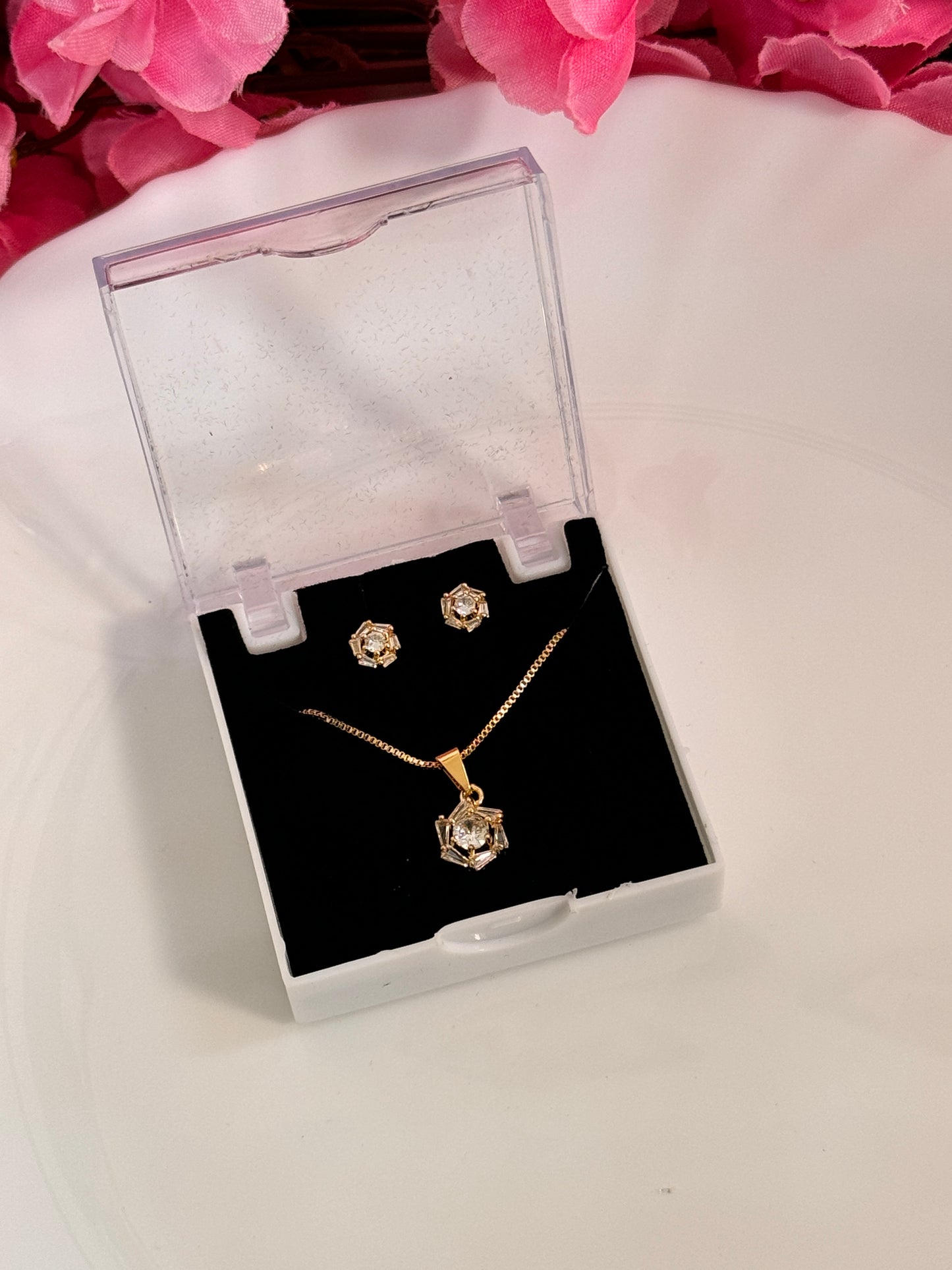 Gold Plated Pendant Set