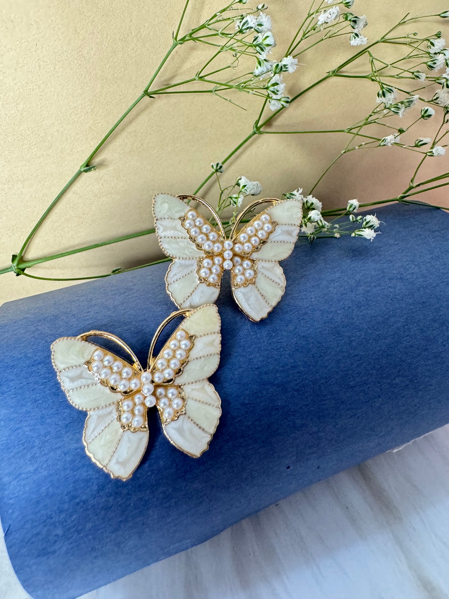 White Pearl Studded Butterfly