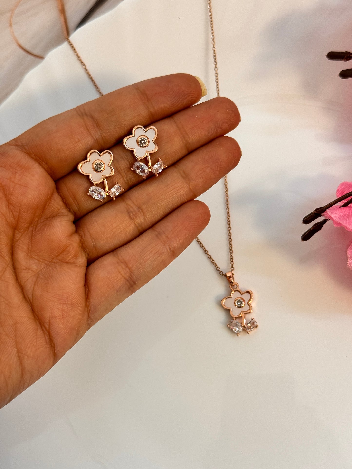 Premium Rose Gold floral Stainless Steel Necklace with Earrings
