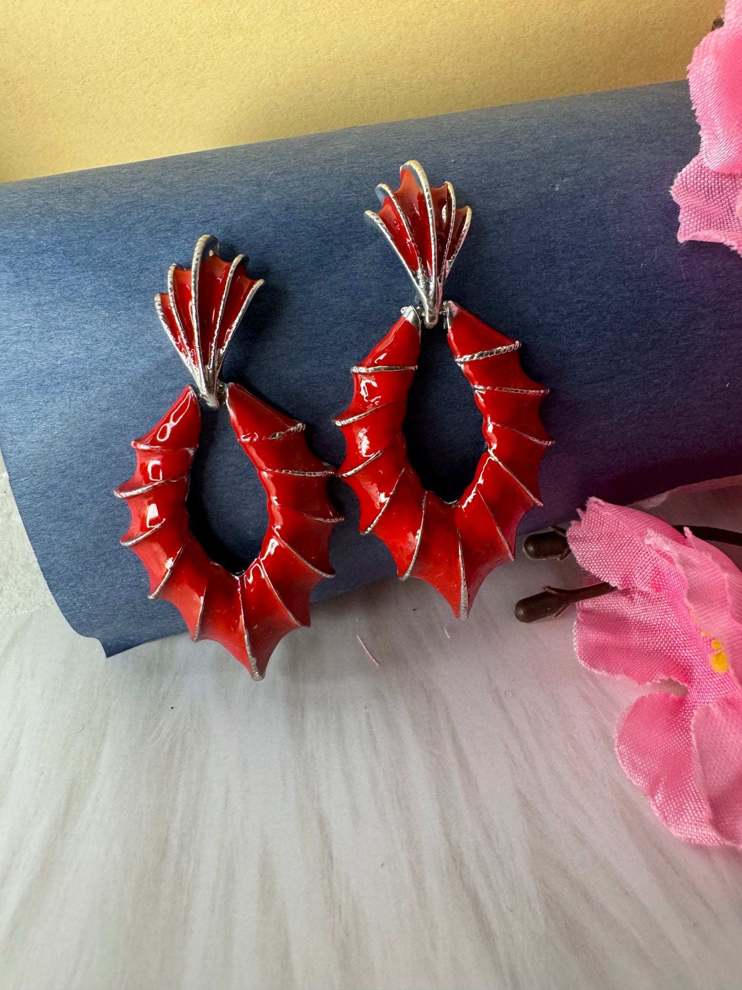 Spider Danglers