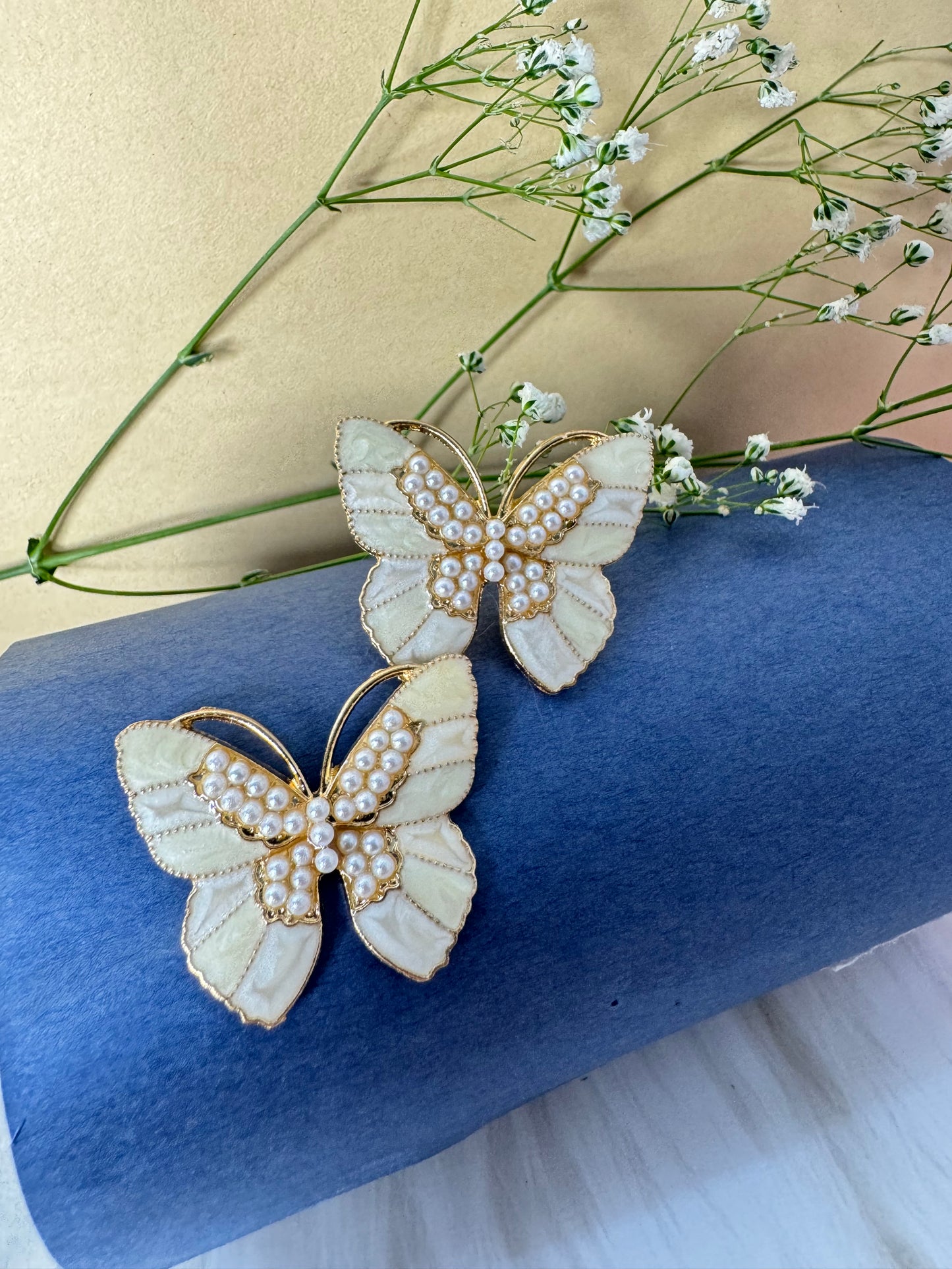 White Pearl Studded Butterfly