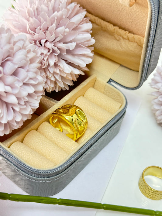Chunky Golden Finger Ring