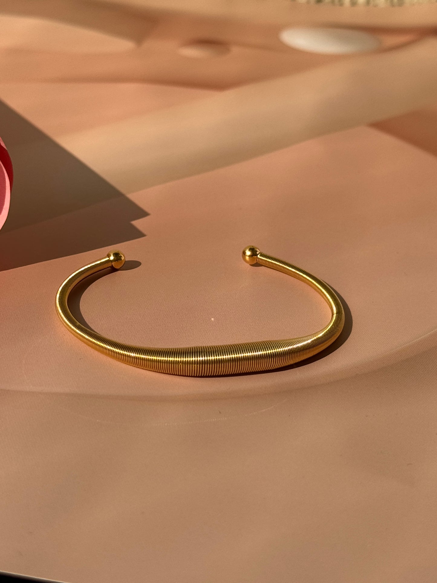 Spiral Open Hand Cuff