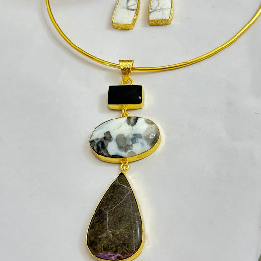 Golden Hasli Necklace