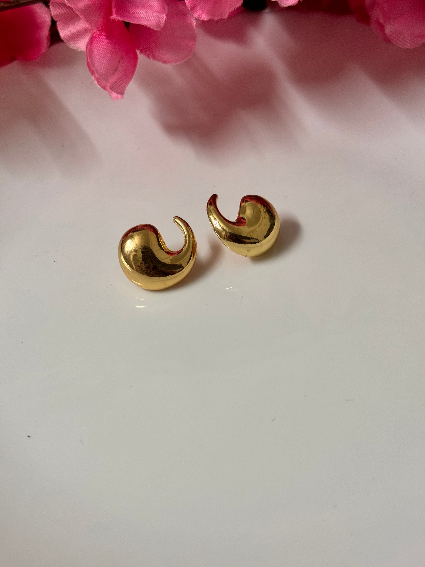 Comma Earrings
