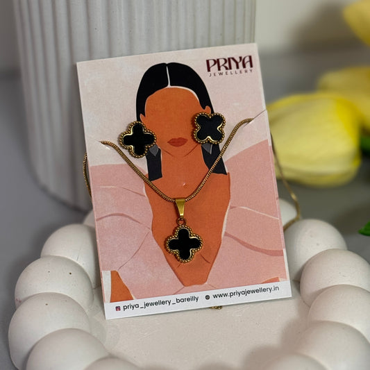 Jewelry card with a necklace design on a decorative stand