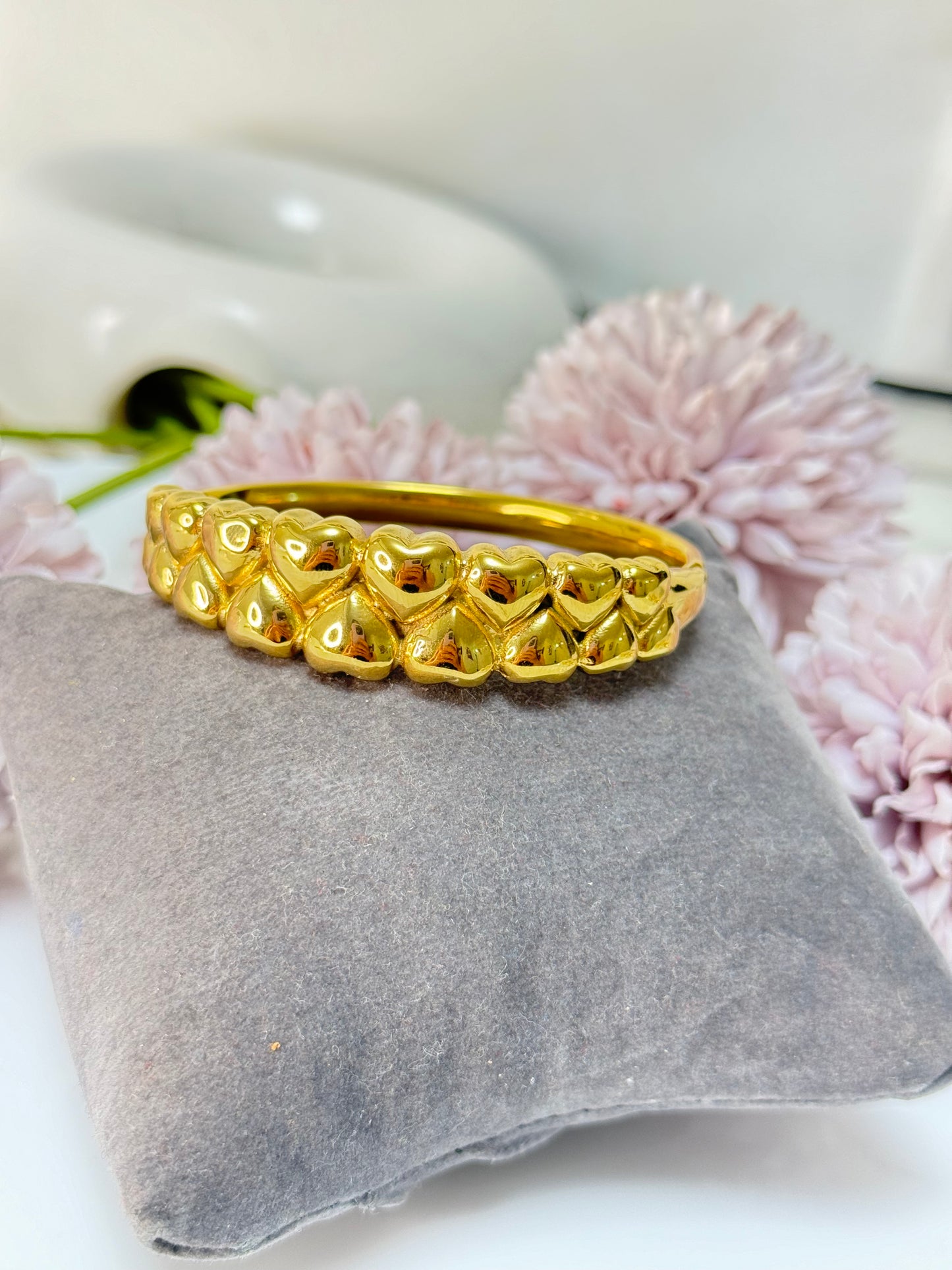 Hear studded anti tarnish bracelet