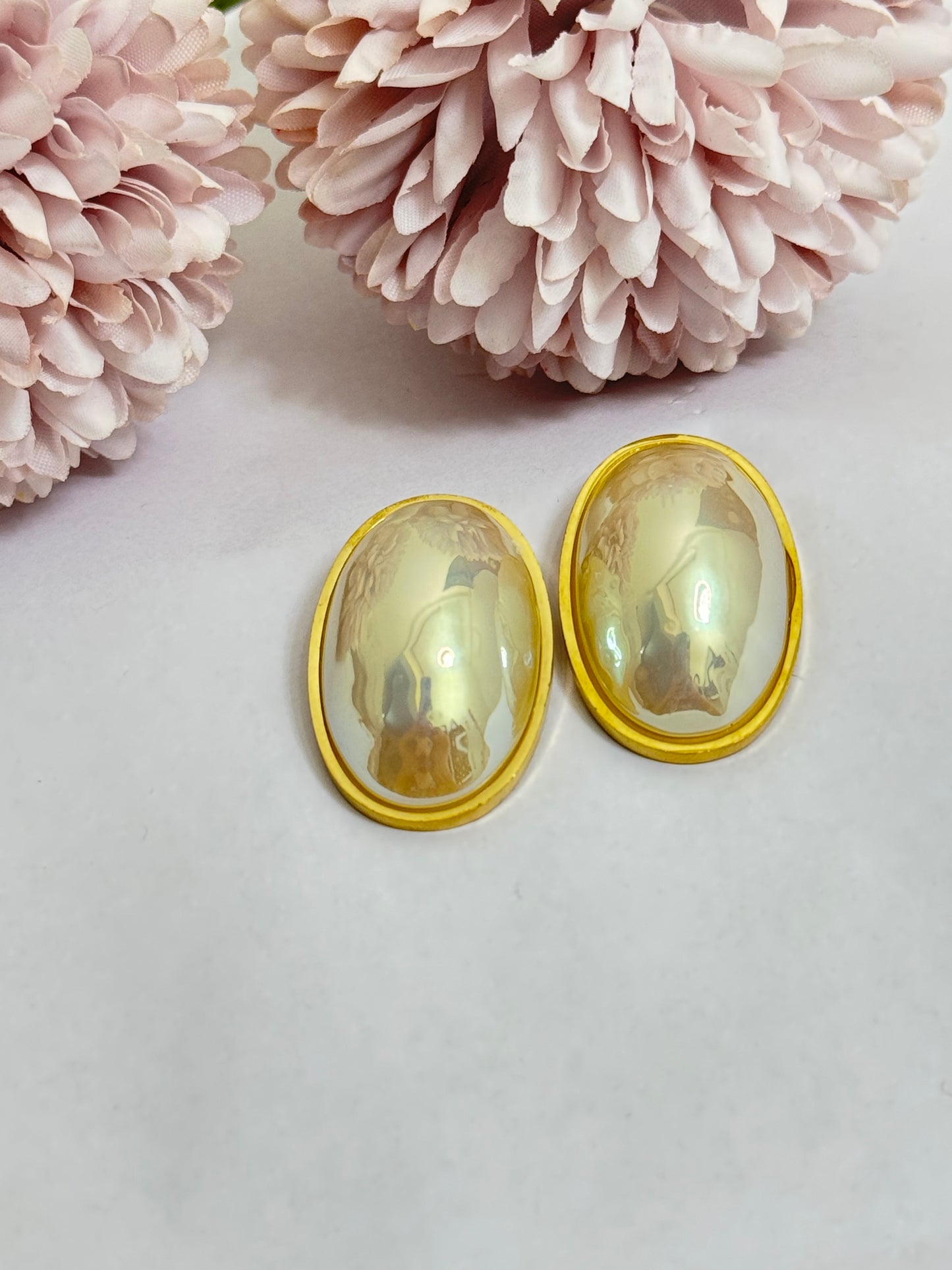 Big Pearl Studs