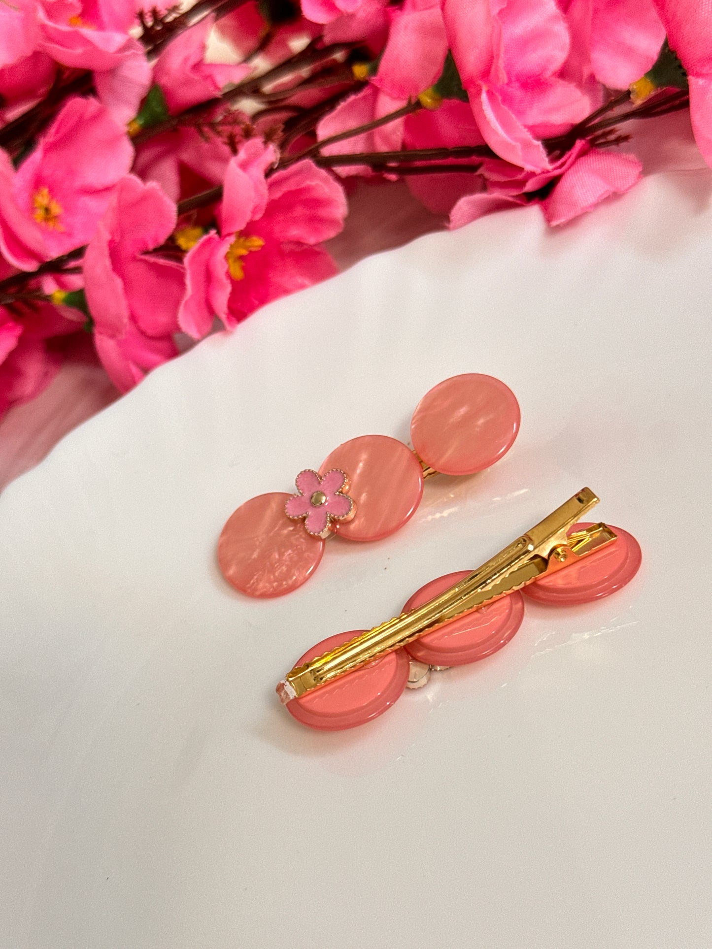 Floral pink clips