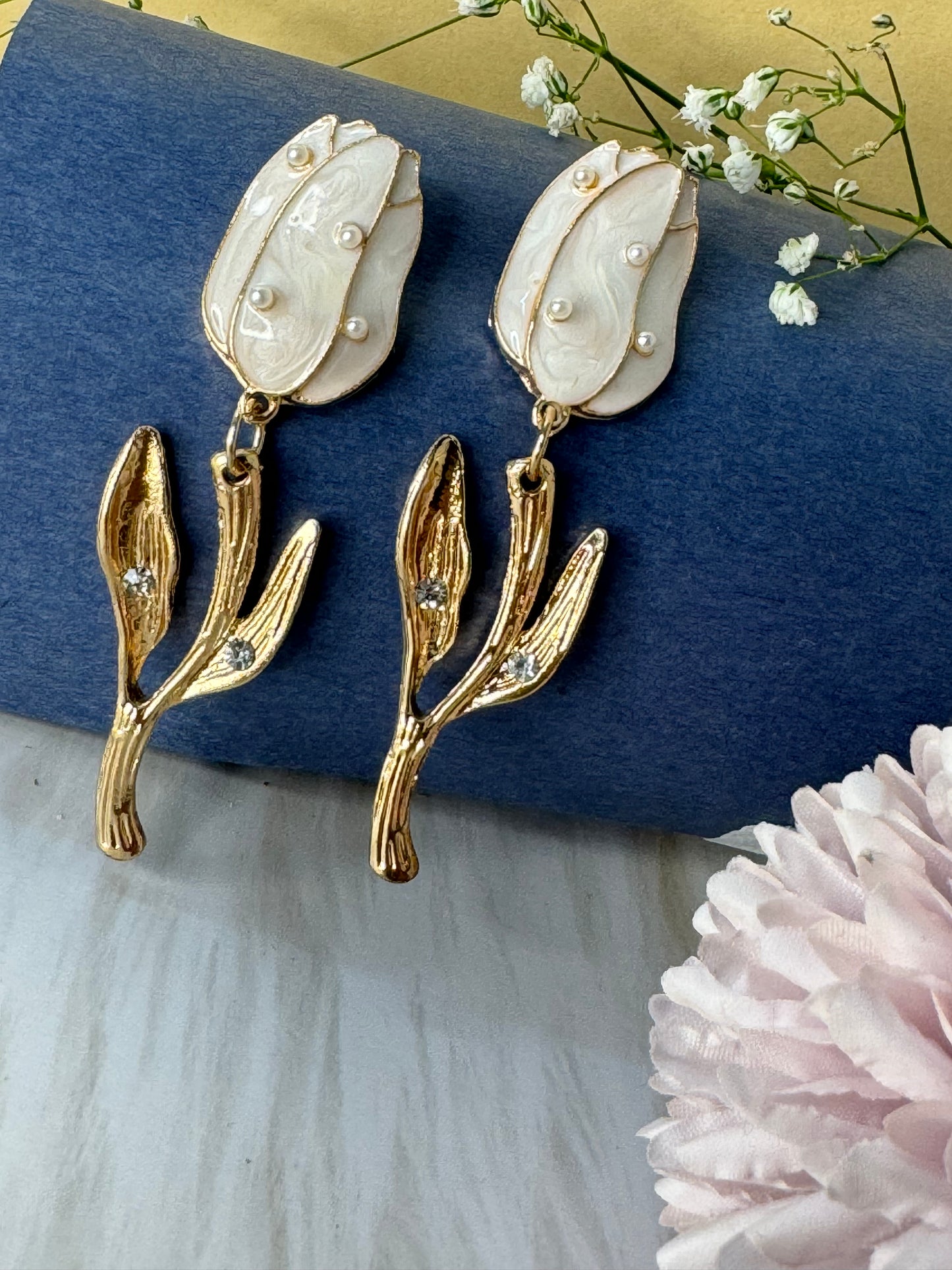 Peal Studded Tulip Hanging Earrings