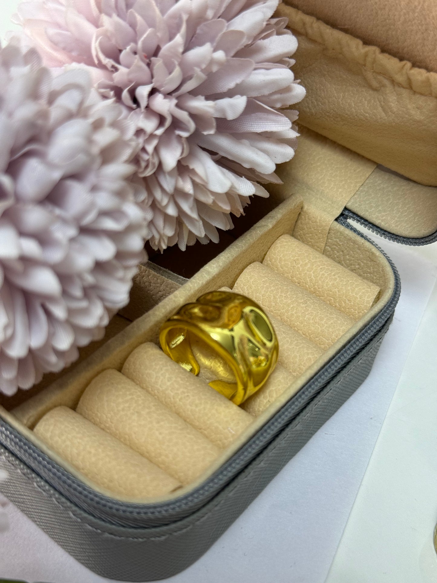 Chunky Golden Finger Ring