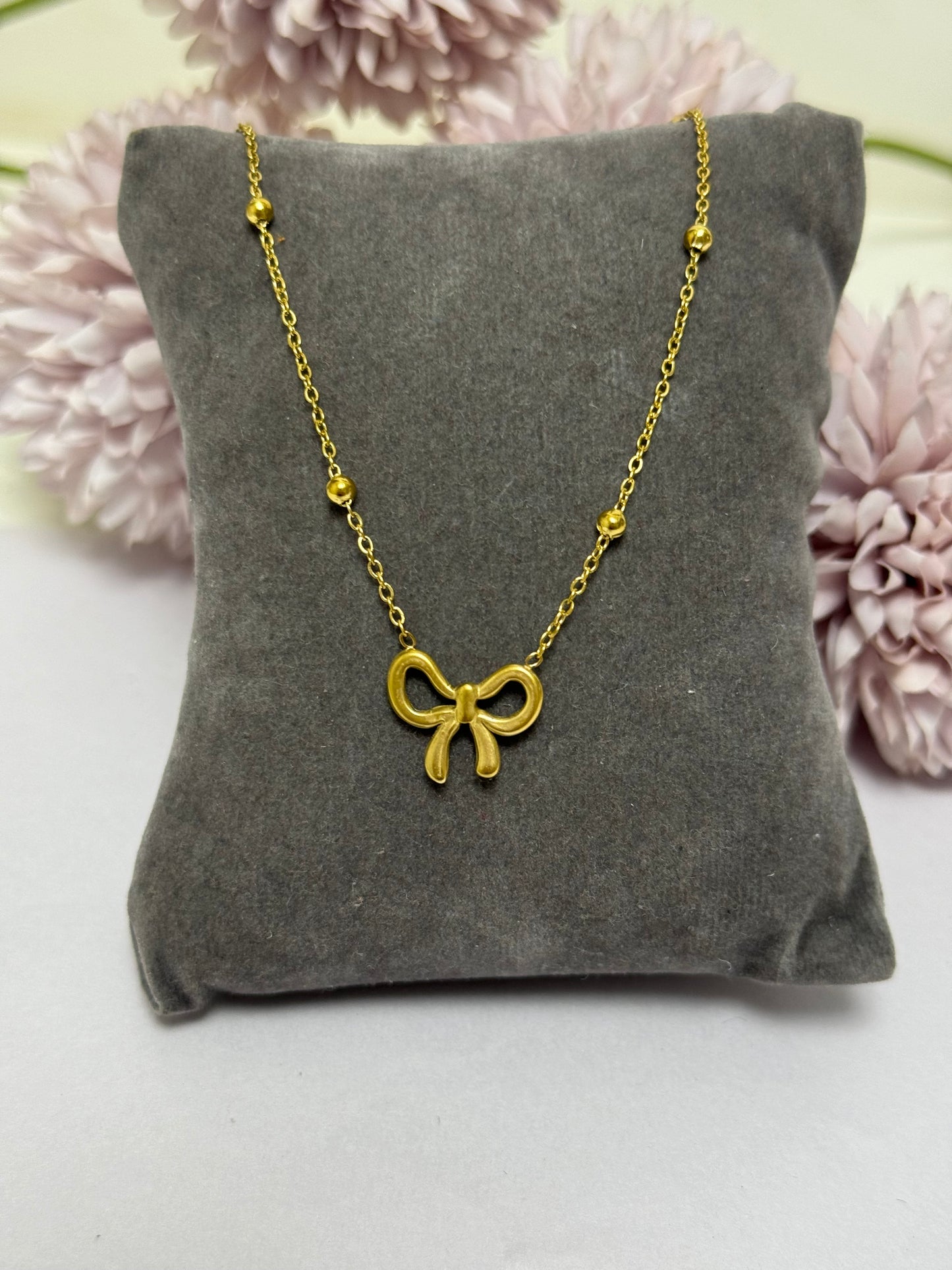 Elegant Korean Bow Pendant Necklace – Minimalist Jewelry for Women