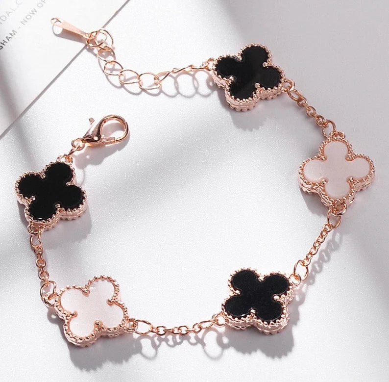 Black & White Clover Leaf Bracelet