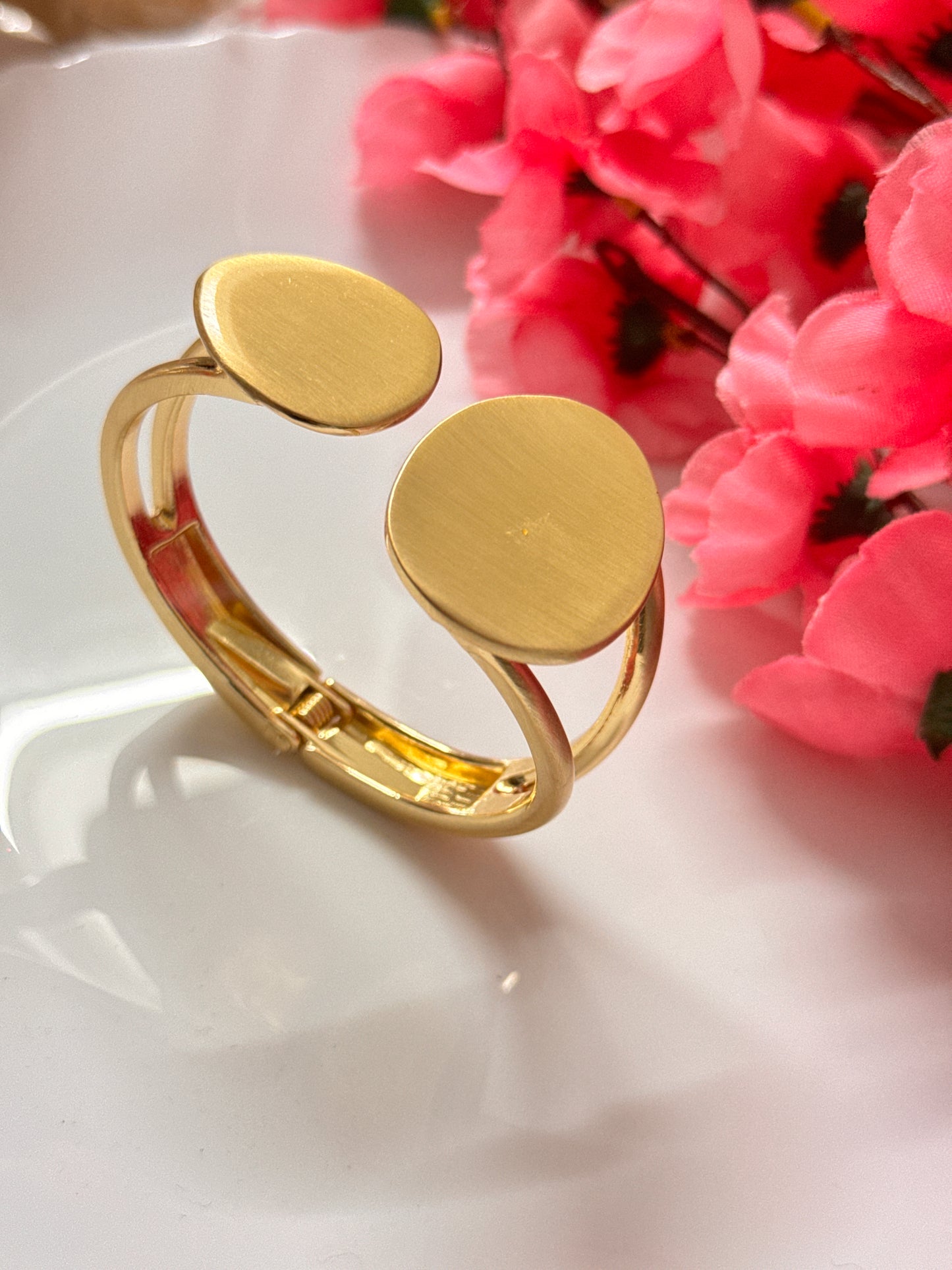 Golden Chunky Bracelet