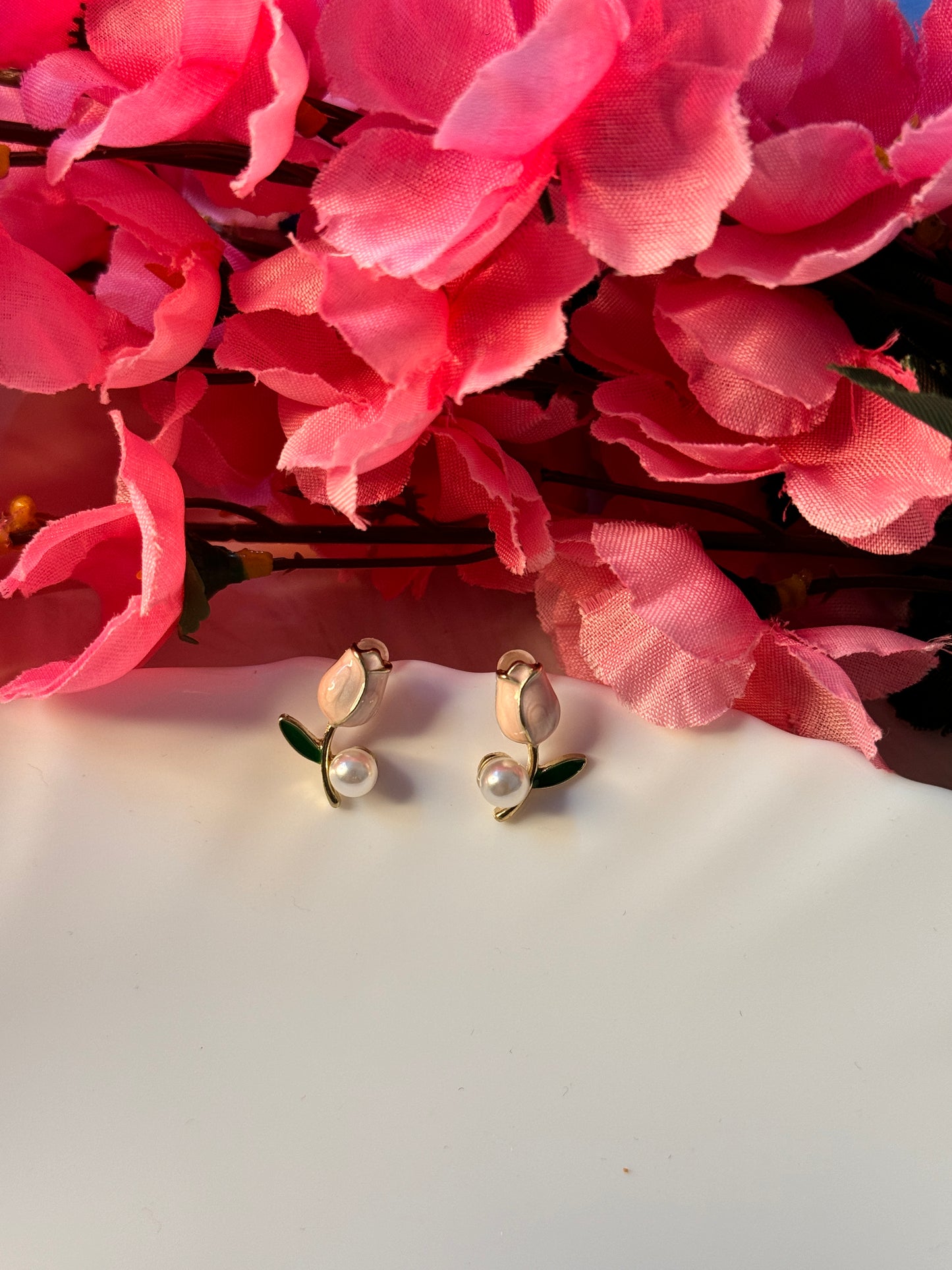 Pearl Tulip Studs