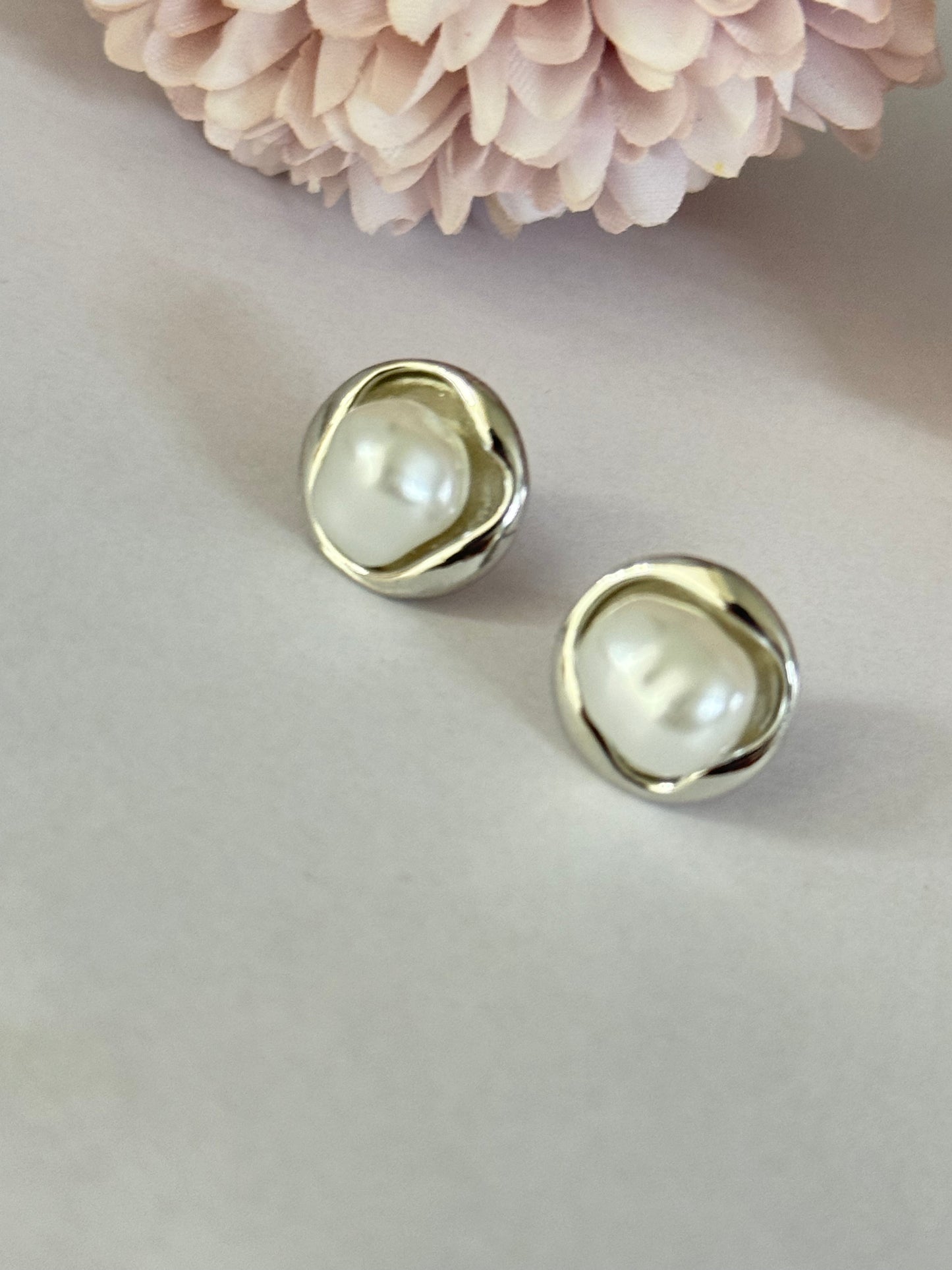 Silver Pearl Studs