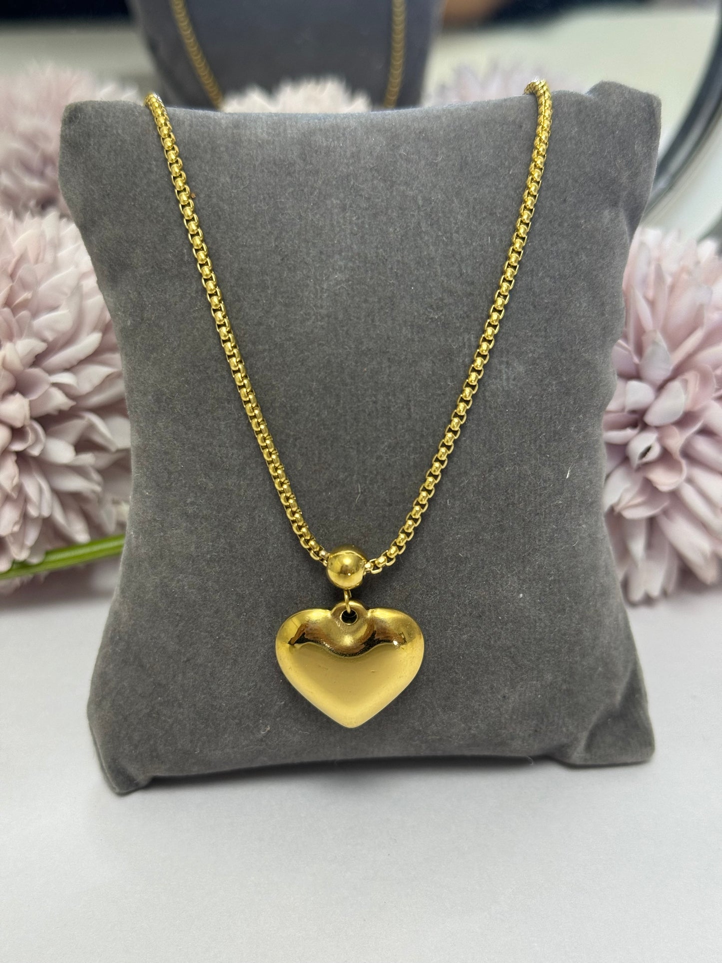 Anti tarnish heart necklace