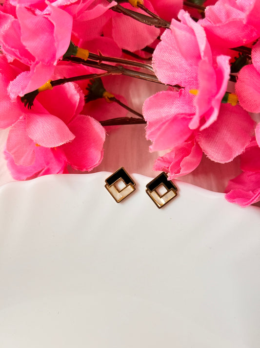 Rose Gold Square Earings