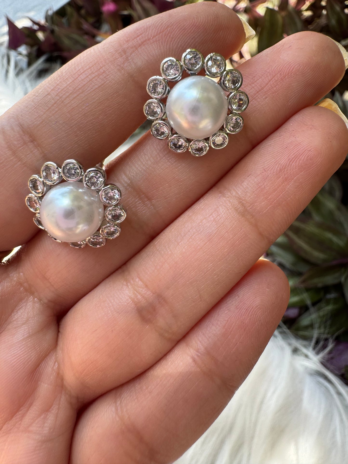 Silver Pearl Studs