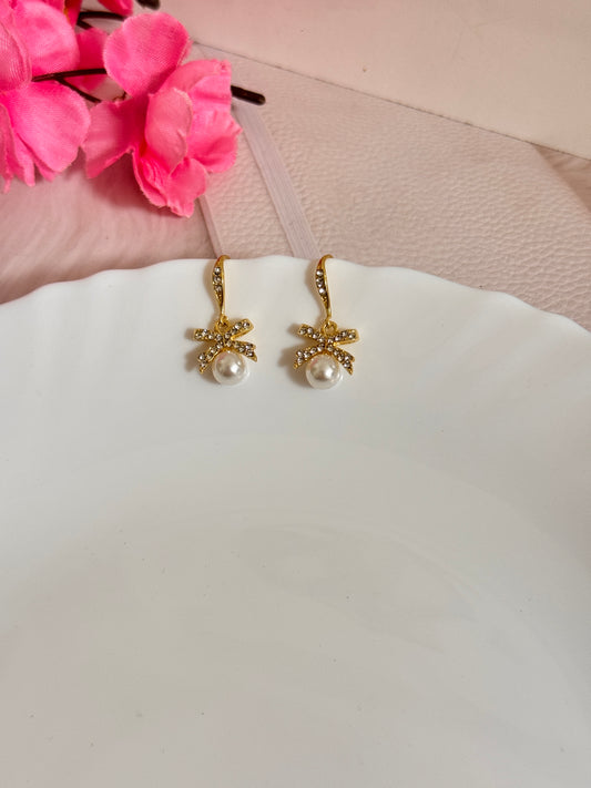 Pearl Korean Hangings