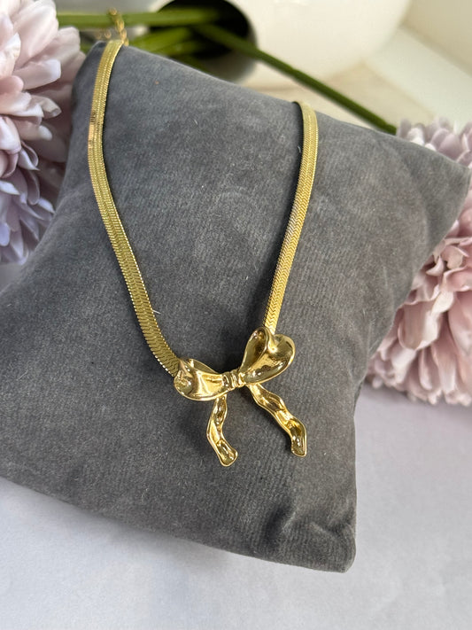 Korean Bow Necklace