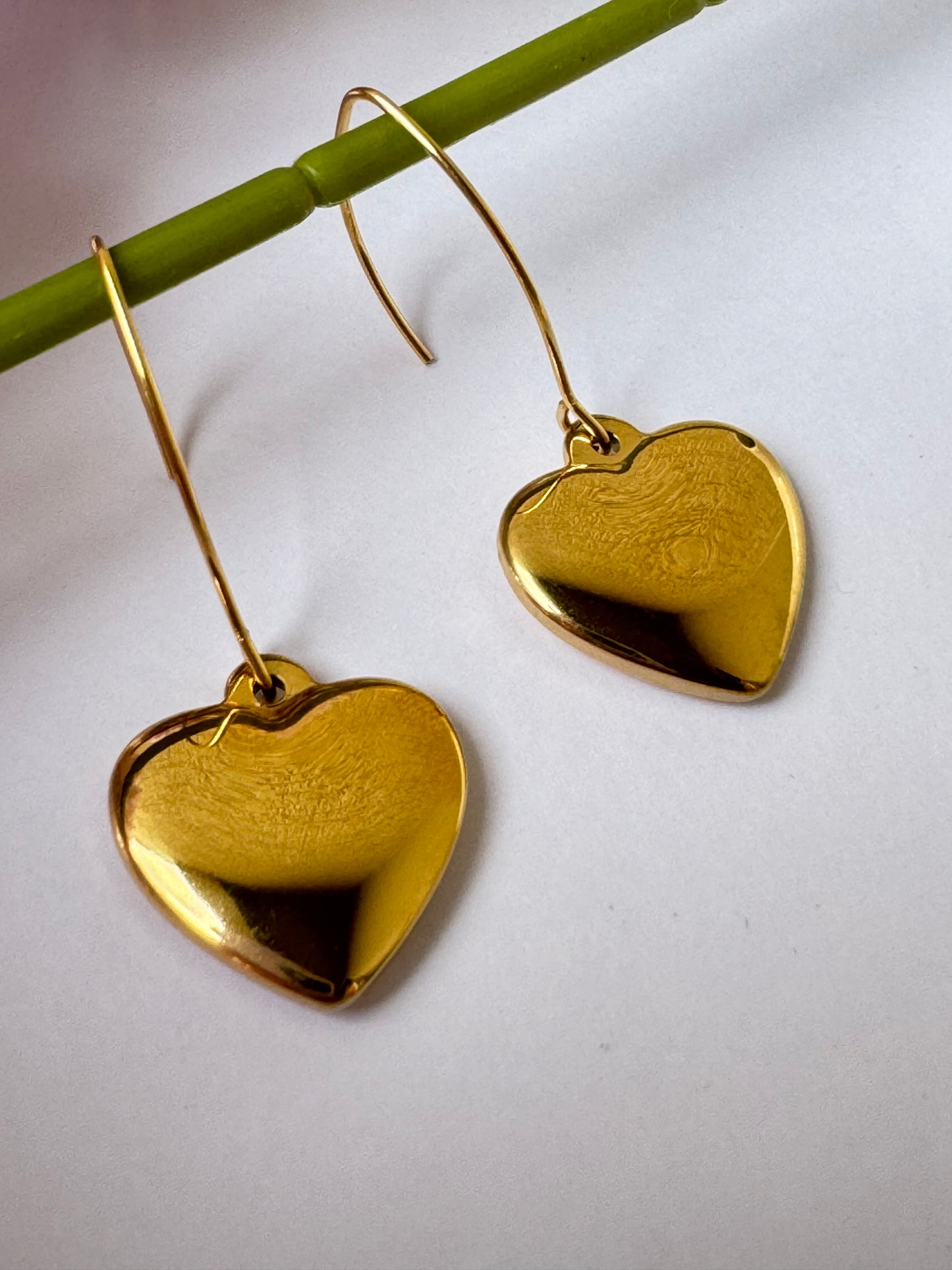 Golden Hanging Hearts