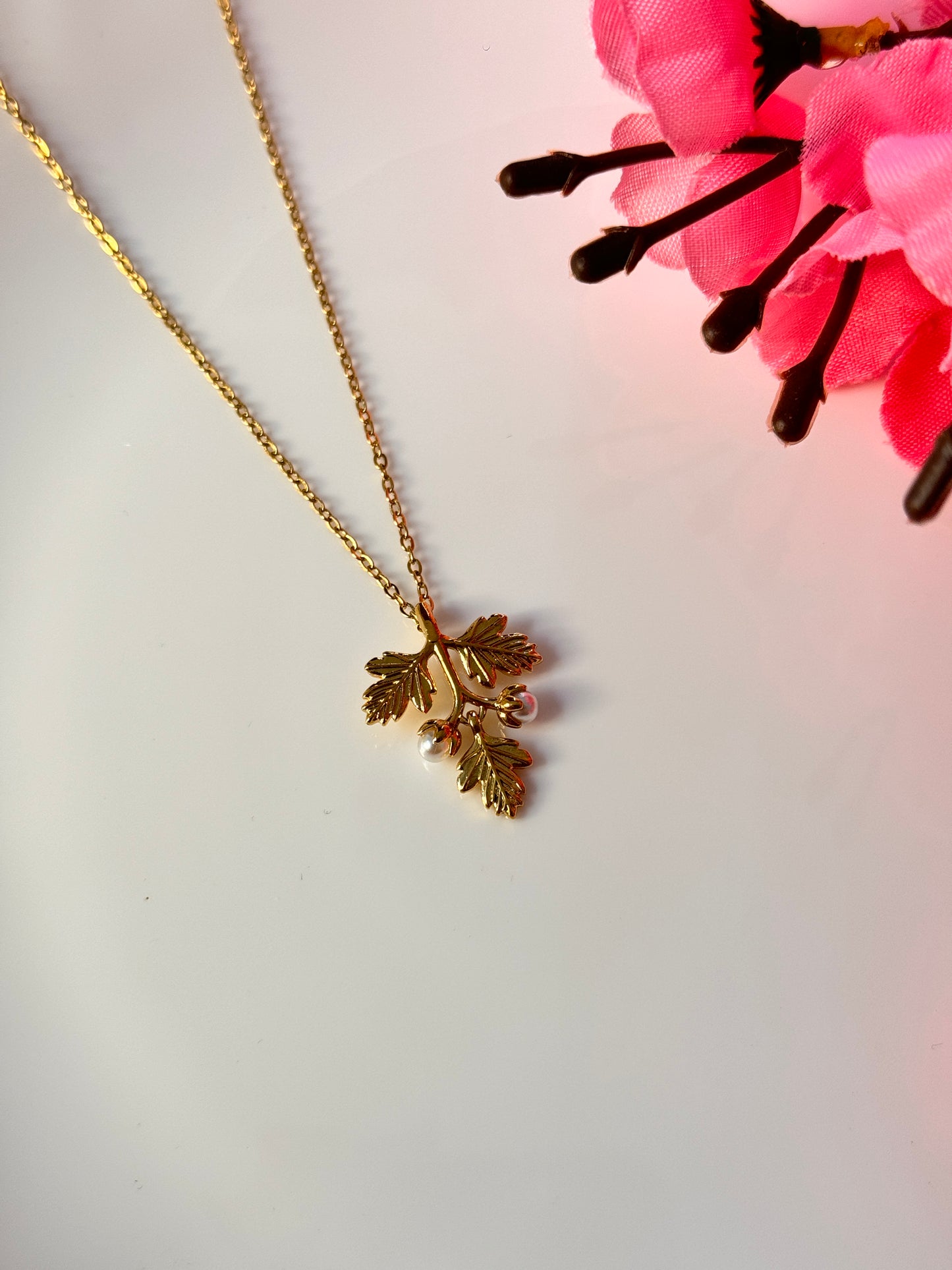Golden Leaf Necklace