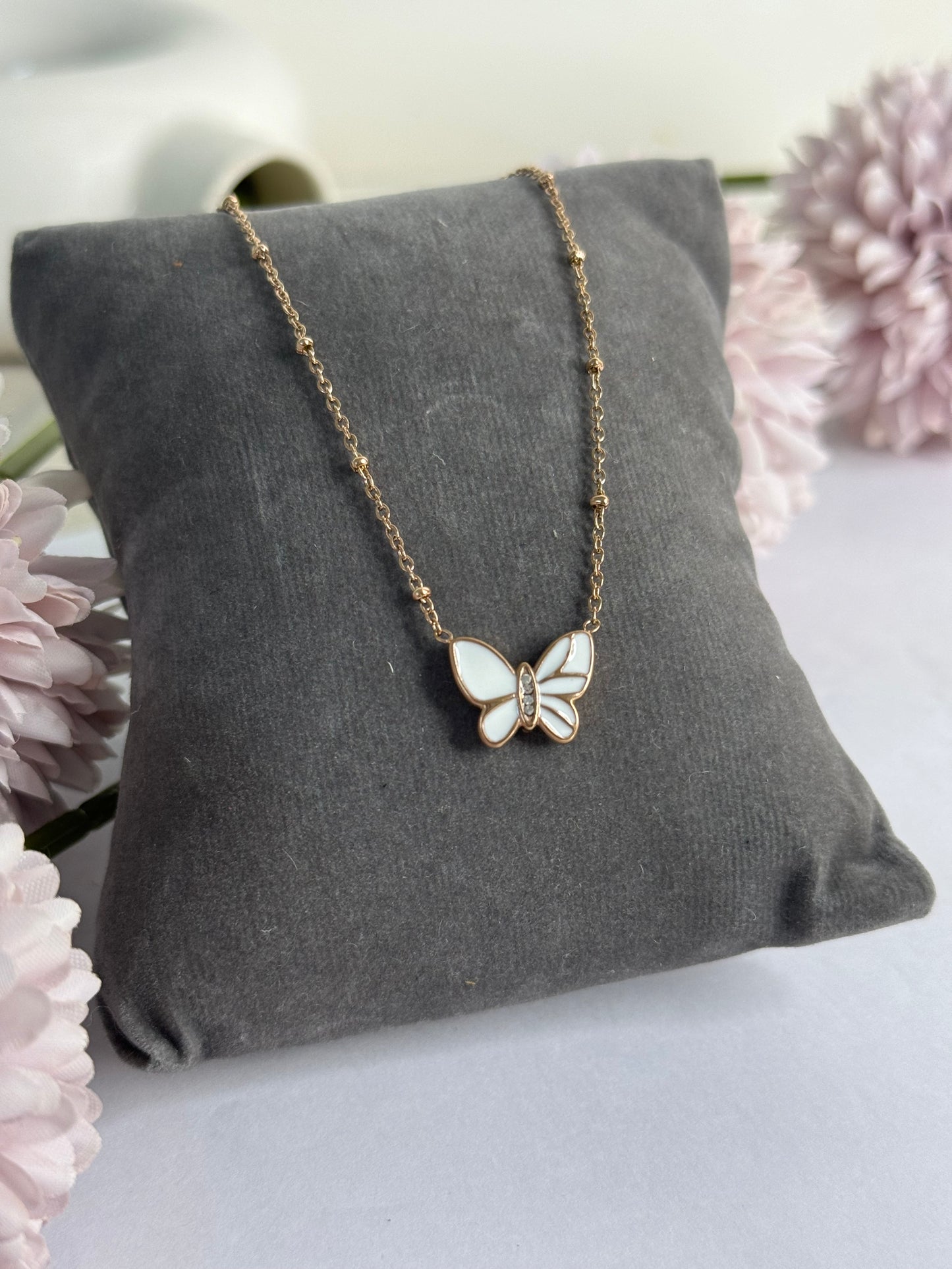 Rosegold Butterfly Neclace