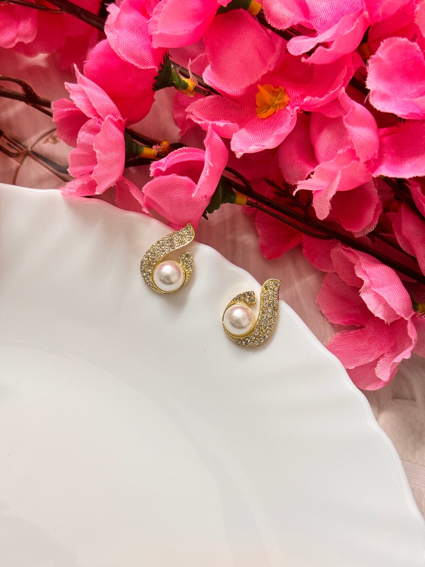 Pearl Studs