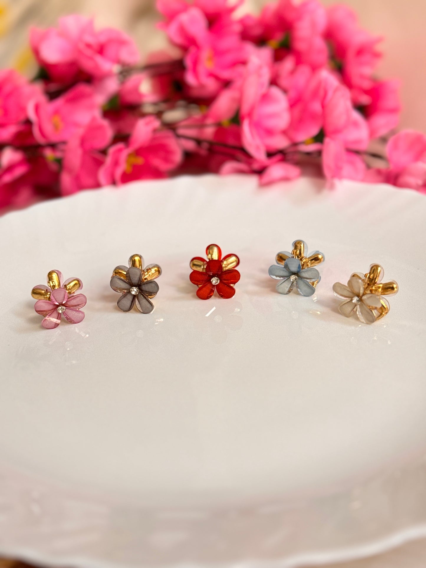 Mini Floral Claws
