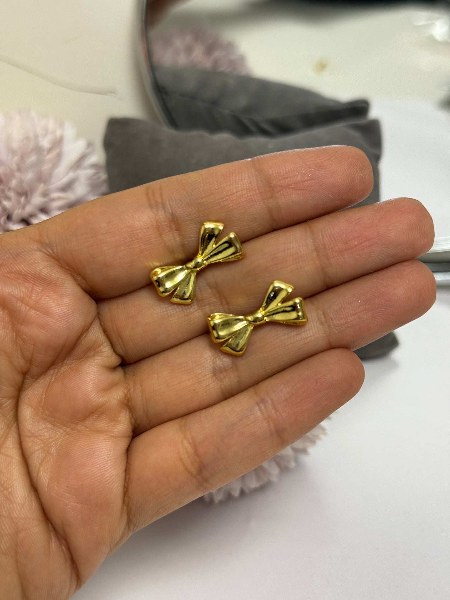 Korean Bow Studs