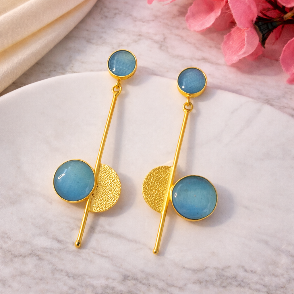 Goldplated Monalisa Hanging Earrings