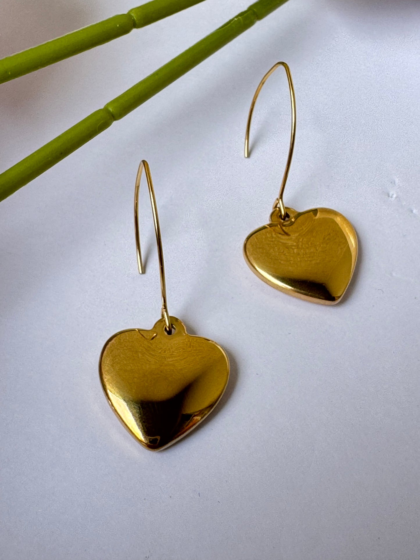 Golden Hanging Hearts