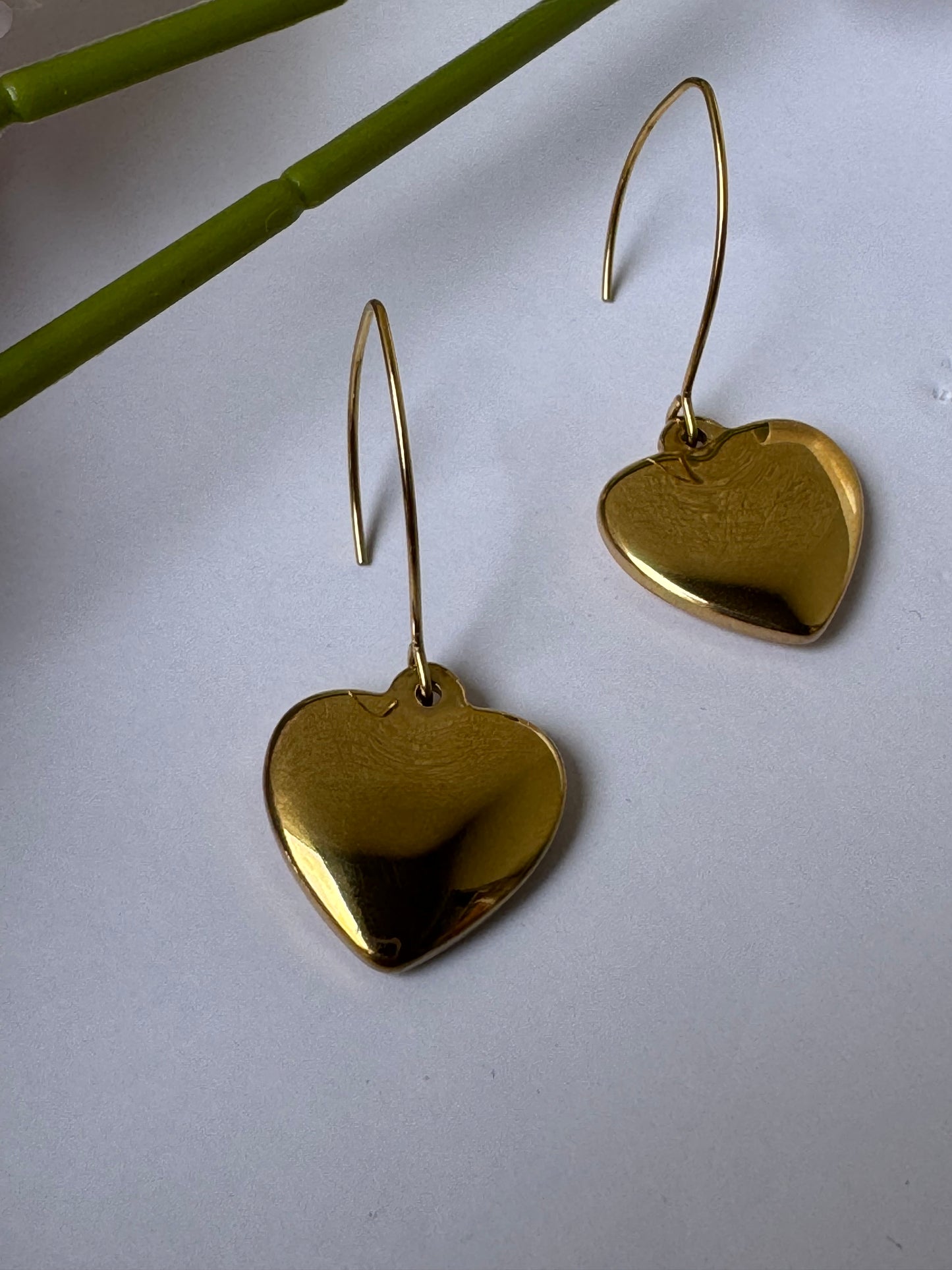 Golden Hanging Hearts