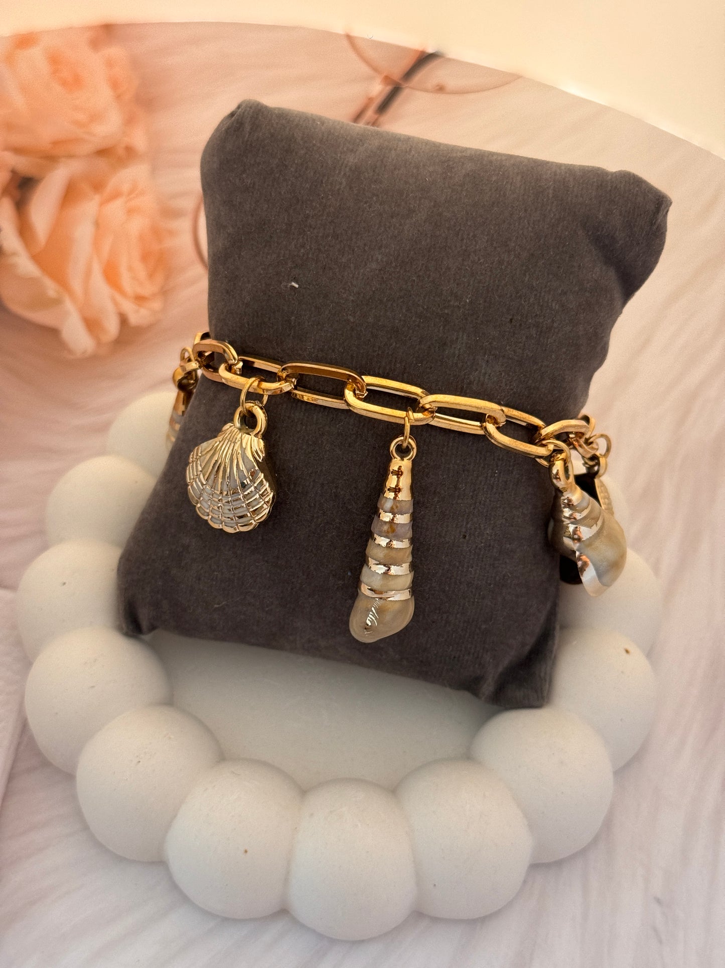 Shell Charms Bracelet