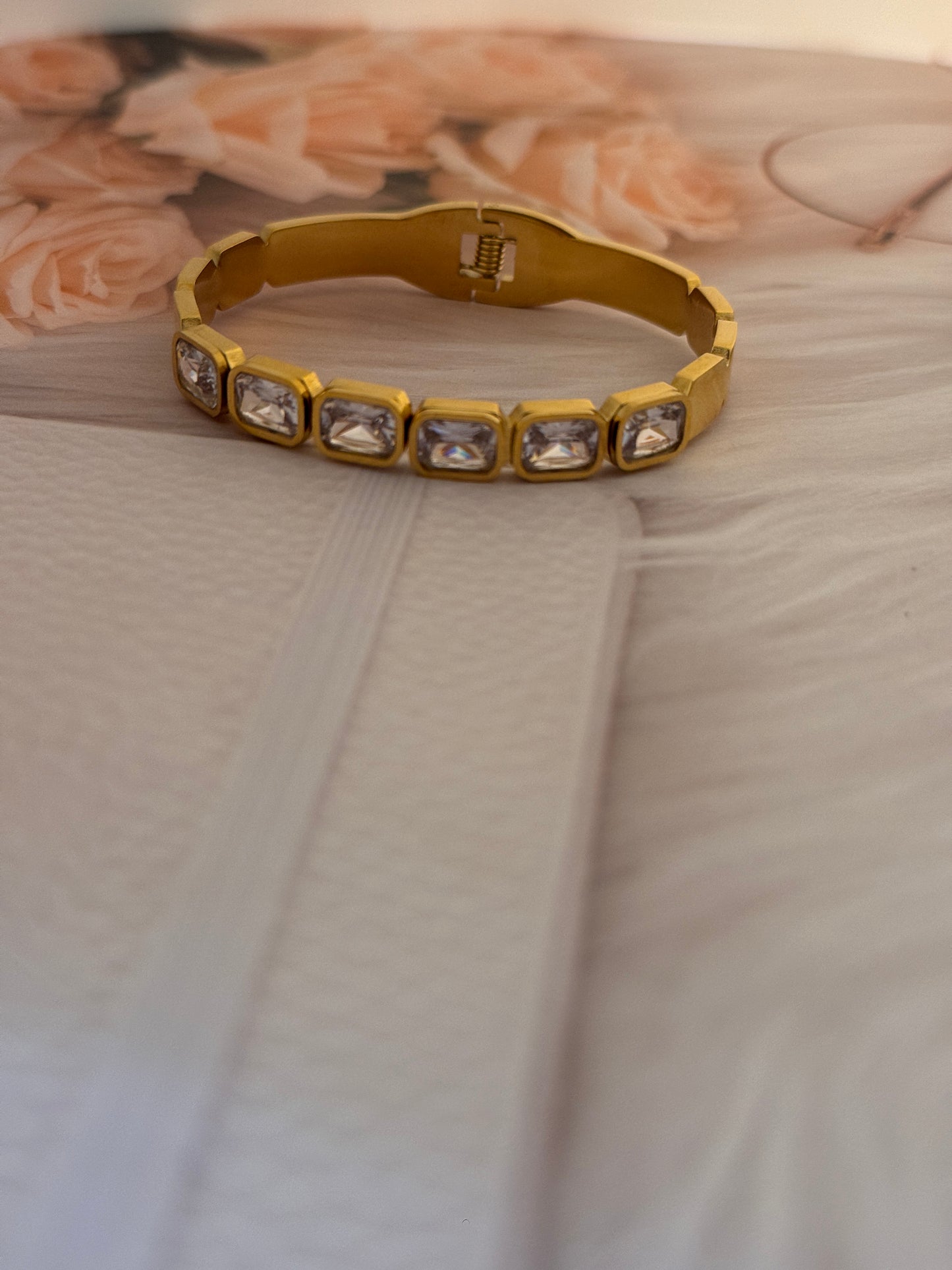 Luxury Square Stone thin wrist Bracelet