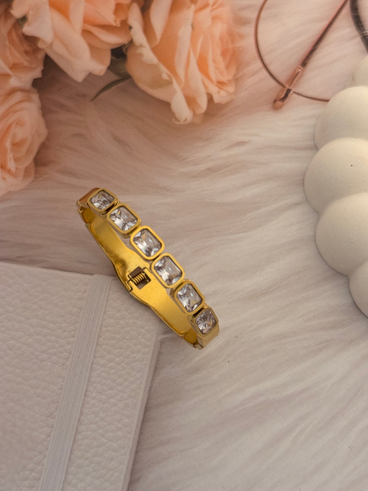 Luxury Square Stone thin wrist Bracelet