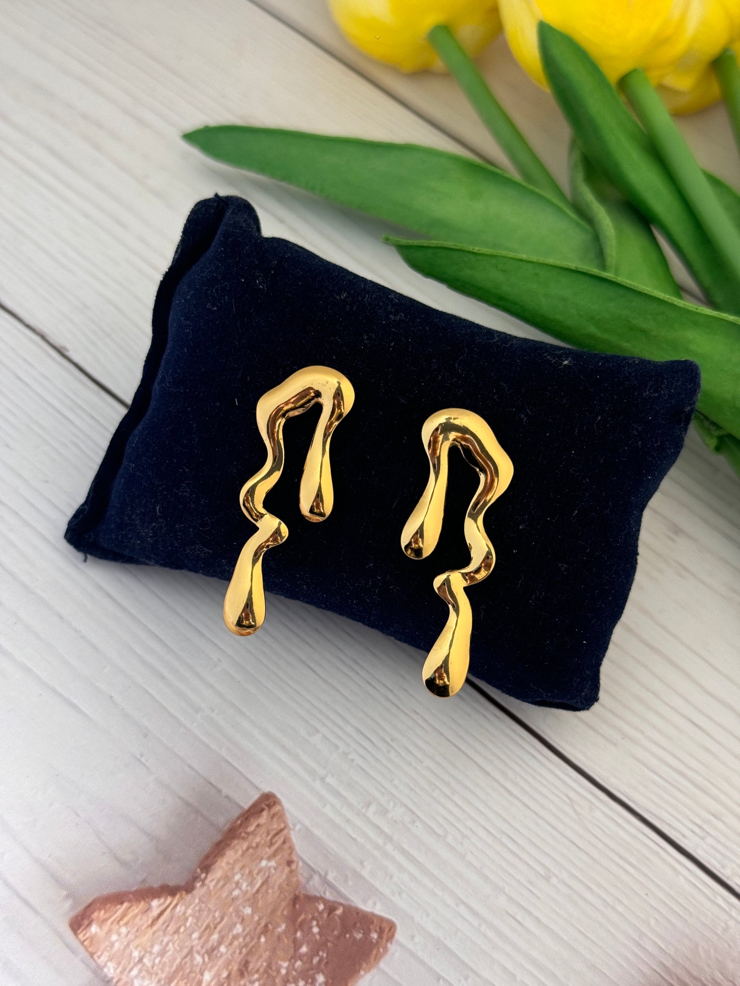 Trendy Gold Fluid Earrings for Women | New Year Party Look