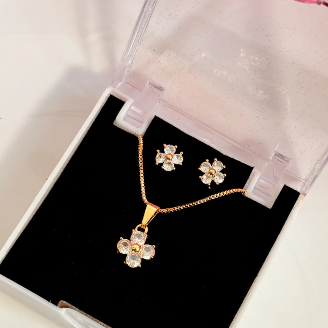 Gold-Plated Crystal Pendant Necklace Set for Women | Stylish Fashion Jewellery
