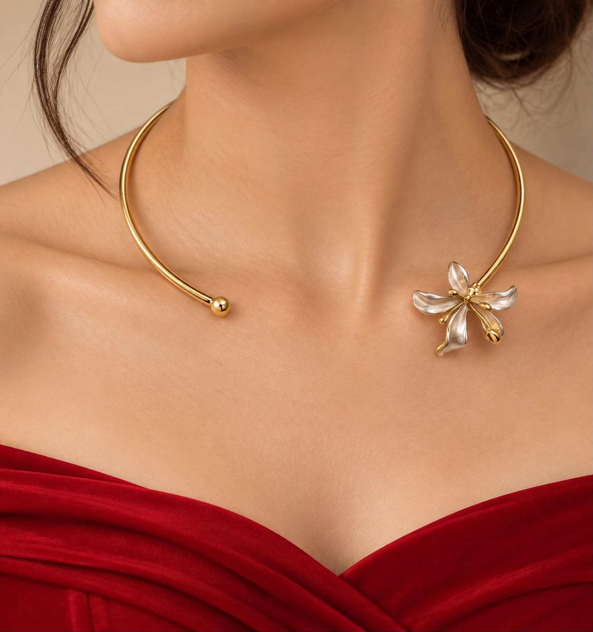 Minimalist Gold Floral Choker Necklace | Elegant Statement Necklace for Women